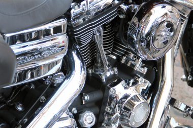 Krom motosiklet motoru