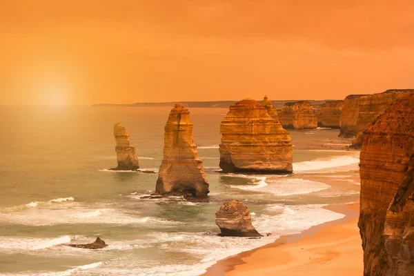 Solnedgang ved tolv apostler i Australia – stockfoto
