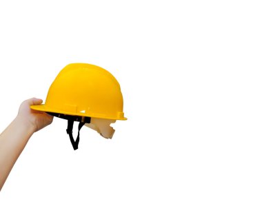 Beyaz arkaplandaki yazı için sarı başlığı elinde tutan mühendis..