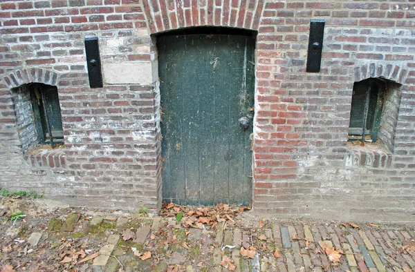 Old Door Brick Wall Embankment Utrecht Netherlands — Stock Photo, Image