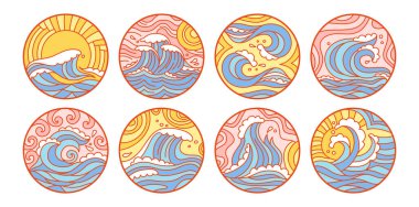 Deniz dalgaları gün batımının etrafında karalama yapar.