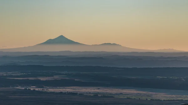 Dağ Vadisi Tongariro Ulusal Parkı — Stok fotoğraf