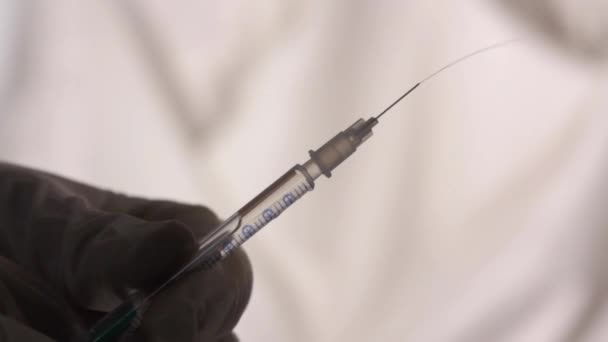 Inyección de jeringa de insulina — Vídeo de stock
