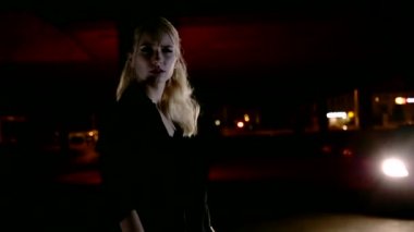 Bir sinema tarzı kızların yüzüne