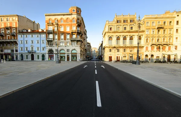 Trieste, İtalya'nın merkezi