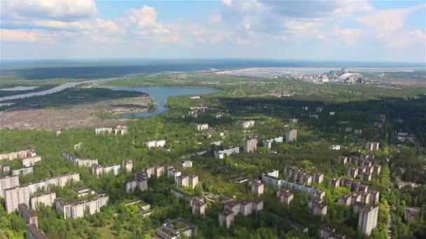 Chernobyl. Pripyat. Luchtfoto. Copter. — Stockvideo