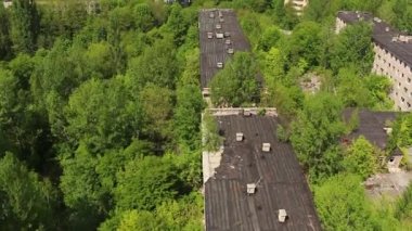 Pripyat. Ulitsa Druzhby narodov. Okul 1