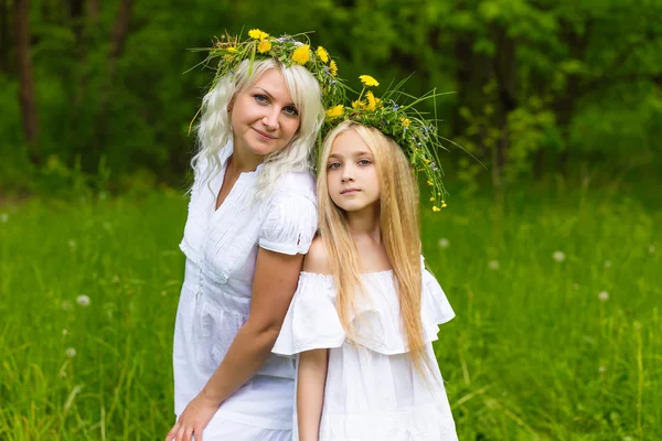 Beautiful family in park — Stock Photo, Image