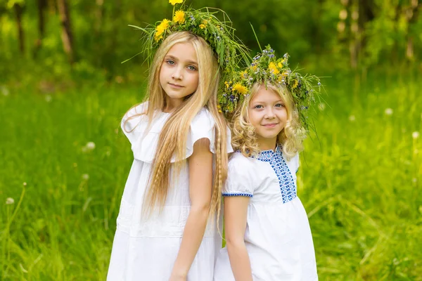 A park gyönyörű lányok — Stock Fotó