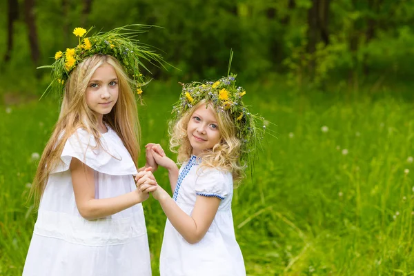 A park gyönyörű lányok — Stock Fotó