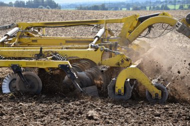 Kültivatör alanları hasat sonrası tills.