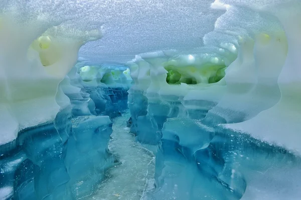 Buz mağaraları. Antarktika