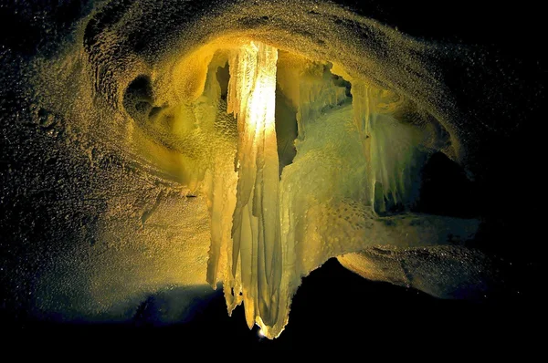 Buz mağaraları. Antarktika