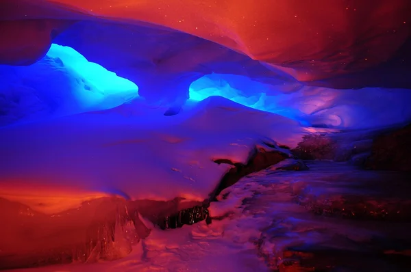 Cavernas de gelo. Antártida — Fotografia de Stock