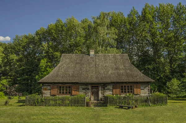 Хатина в парку спадщини Польщі, — стокове фото