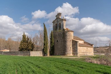 Segovia 'nın Castillejo de Mesleon kasabasında Meryem Ana' nın Varsayımı Kilisesi (İspanya))