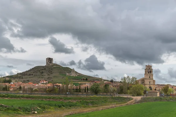 Uitzicht Stad Mota Del Marqus Kerk Van San Martin Valladolid Rechtenvrije Stockafbeeldingen