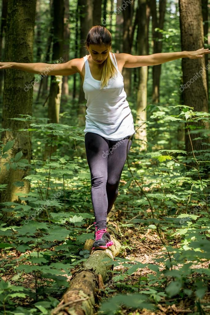 Girls Bruste Wald Doppelter