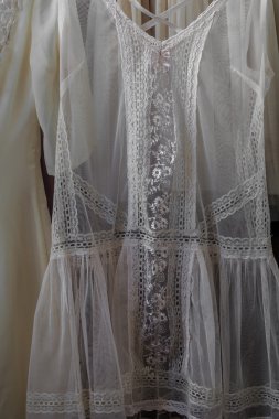 bir askı, iç giyim, Bayan giyim elbise