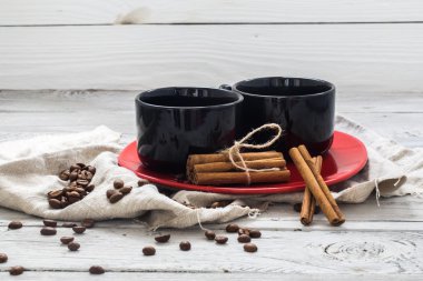 siyah Fincan, ahşap arka plan, içecek, Noel sabahı, kahve çekirdekleri, tarçın çubukları