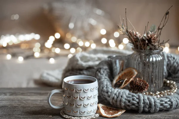 Composición Invierno Con Una Hermosa Taza Bebida Caliente Sobre Fondo —  Fotos de Stock