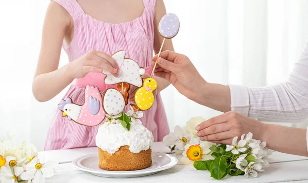 Hands Little Girl Mother Process Decorating Festive Cake Concept Preparing — Stock Photo, Image