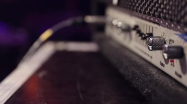 Müzik, ses ve ses için bir ses aygıtı üzerindeki bir sokete Jack ses konnektörü.