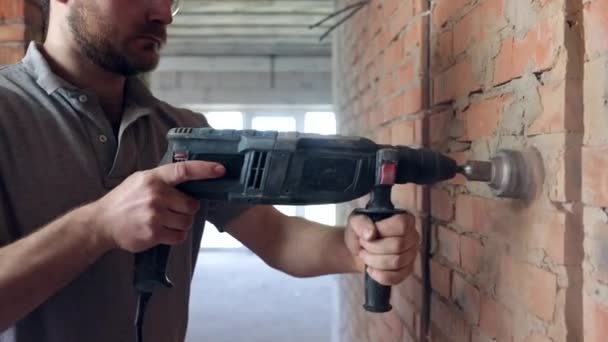 Costruttore Sta Perforando Muro Sarà Pareti Perforazione Concetto Costruzione Posa — Video Stock