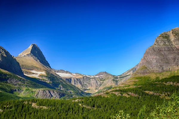 Lago iceberg, parque nacional da geleira, montana — Fotografia de Stock