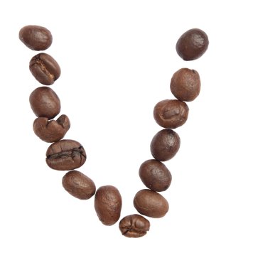 İzole alfabesi; V yapmak kahve çekirdeği beyaz zemin üzerine gelen