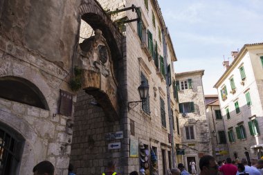 güneşli Karadağ - Güney Avrupa'da bir ülkede