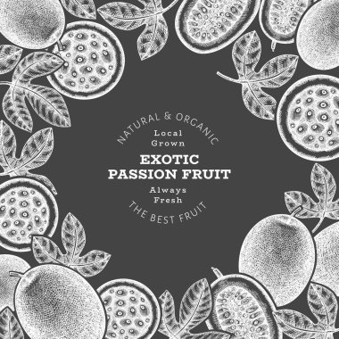 Elle çizilmiş eskiz tarzı tutku meyveli pankart. Tebeşir tahtasında organik taze meyve vektör çizimi. Retro egzotik maracuya tasarım şablonu