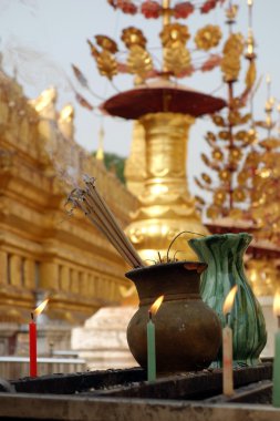 Duman ile yanan tütsü sopa