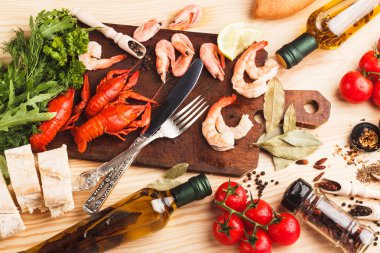 Baharat, domates ve kanser ile gemide gümüş