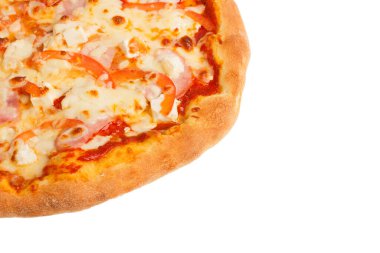 Peynirli, domatesli ve mantarlı fırında pizza.