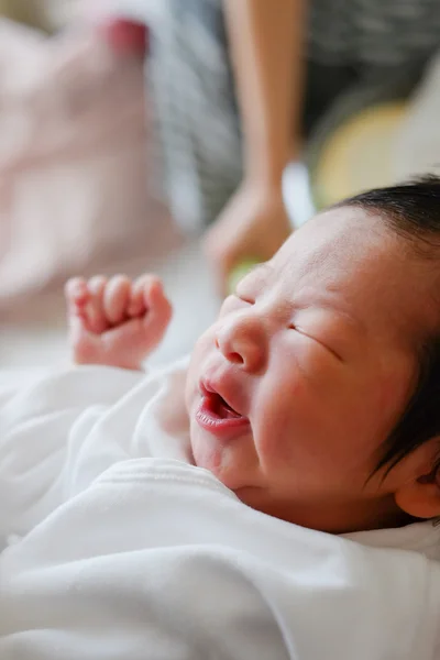 Newborn baby in japan — Stock Photo, Image