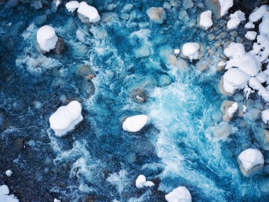 mavi nehir kışın hokkadio