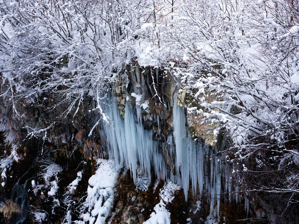 Большие Сосульки Зимой Hokkadio — стоковое фото