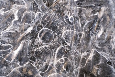 Donmuş nehir kışın hokkaido