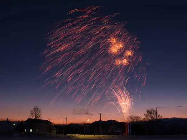 Feuerwerk Einer Winternacht — Stockfoto