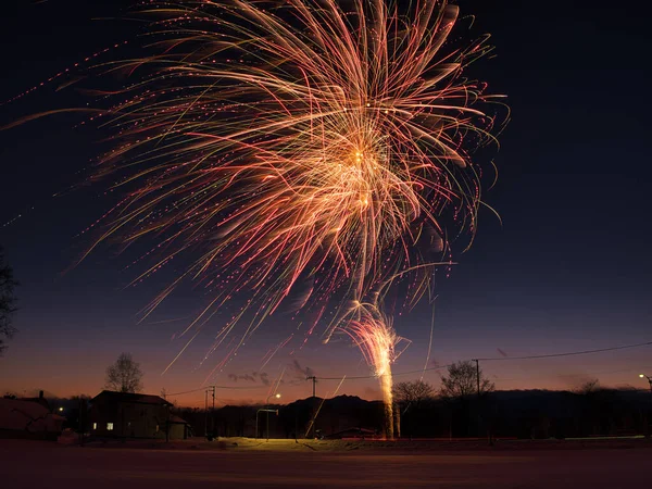 Feuerwerk Einer Winternacht — Stockfoto