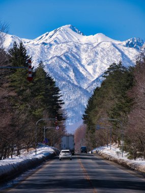 Kışın Yubari sıradağları