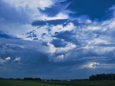 Yazın fırtınalı hava Hokkaido