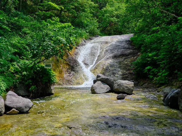 Cachoeira Kamuiwakka Shiretoko Hokkaido — Fotografia de Stock