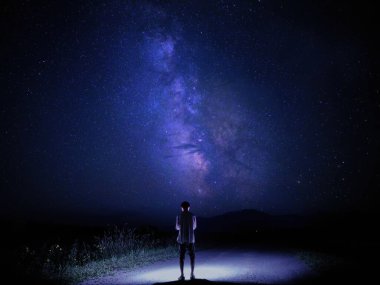 Samanyolu galaksisi ve oğlan