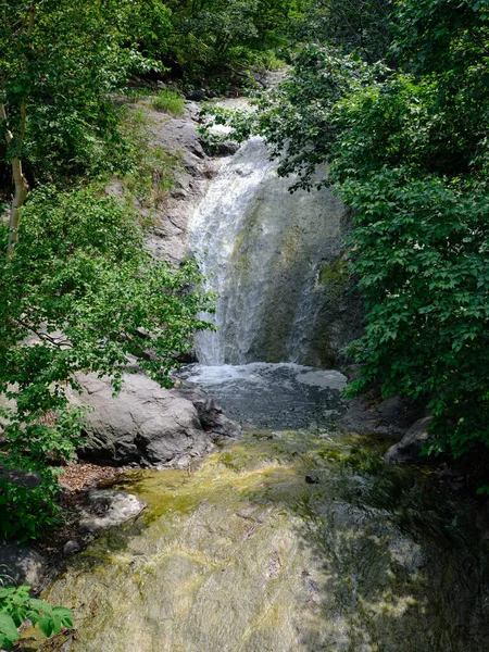 Καταρράκτης Kamuiwakka Στο Shiretoko Hokkaido — Φωτογραφία Αρχείου