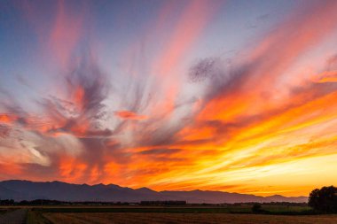 Yaz Hokkaido 'da günbatımı manzarası