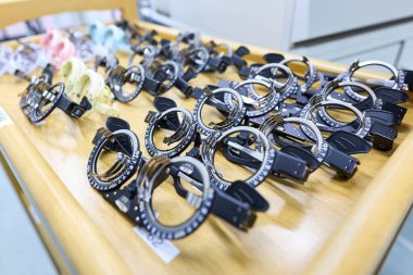 Geniş görüş menziline sahip camlar.