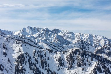 İsviçre Alplerinde kış