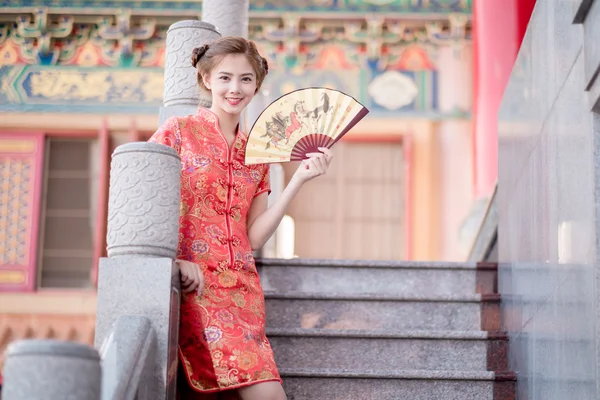 Mujer china asiática en chino tradicional — Foto de Stock